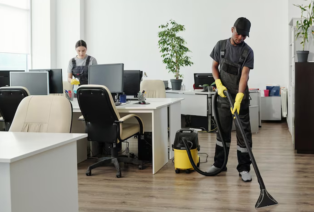 4- Office Cleaning